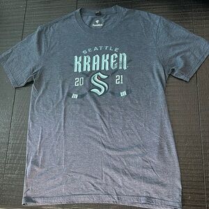 Preloved fanatics unisex Seattle Kraken T-Shirt size Medium